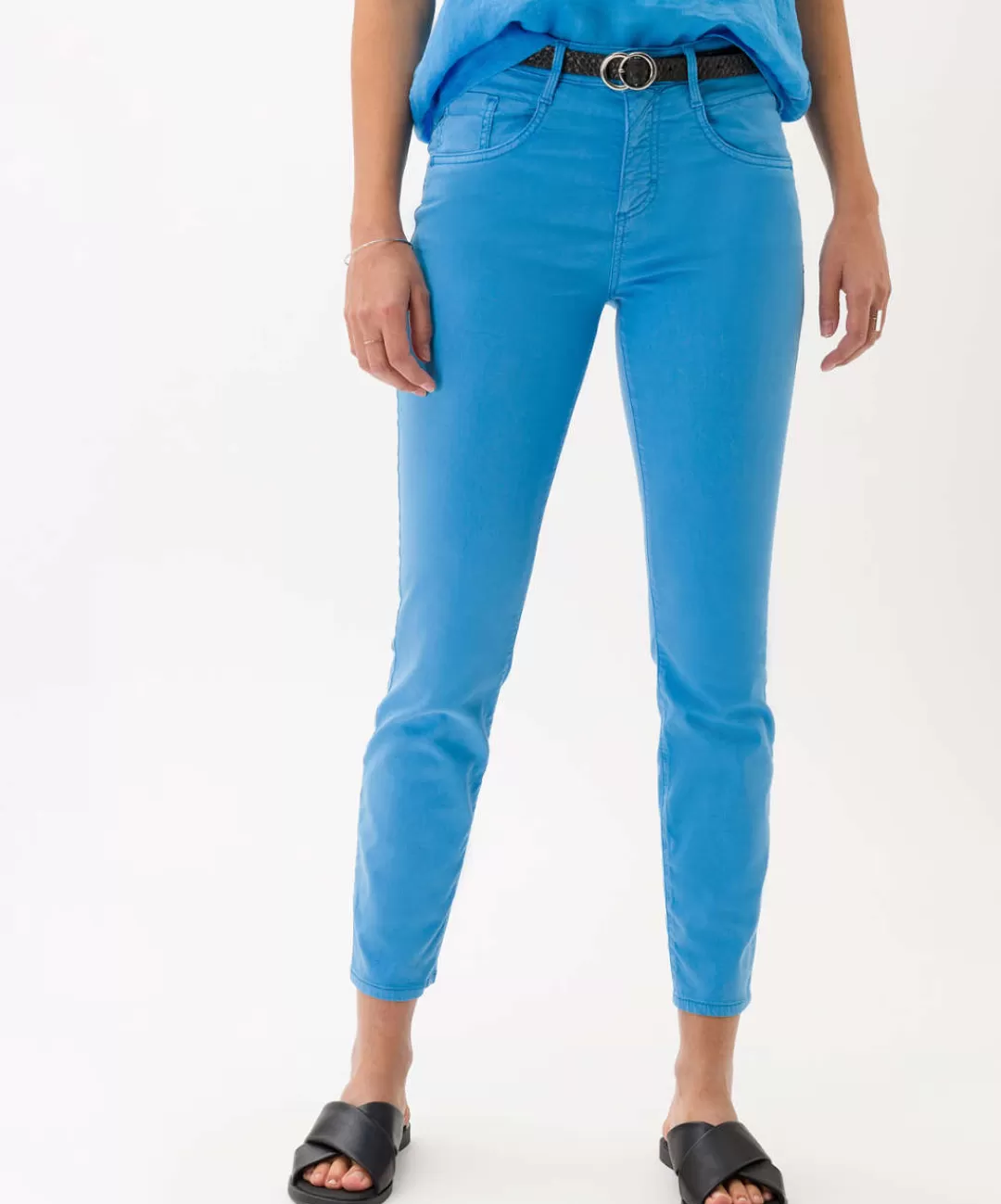 BRAX Jeans | Style Shakira S Blush Blue